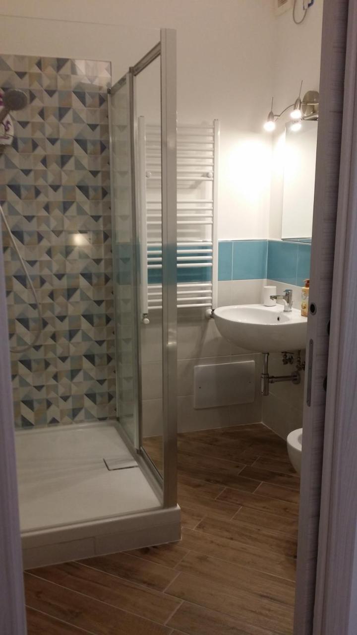 B & B Civico Sei Rooms סלרנו מראה חיצוני תמונה