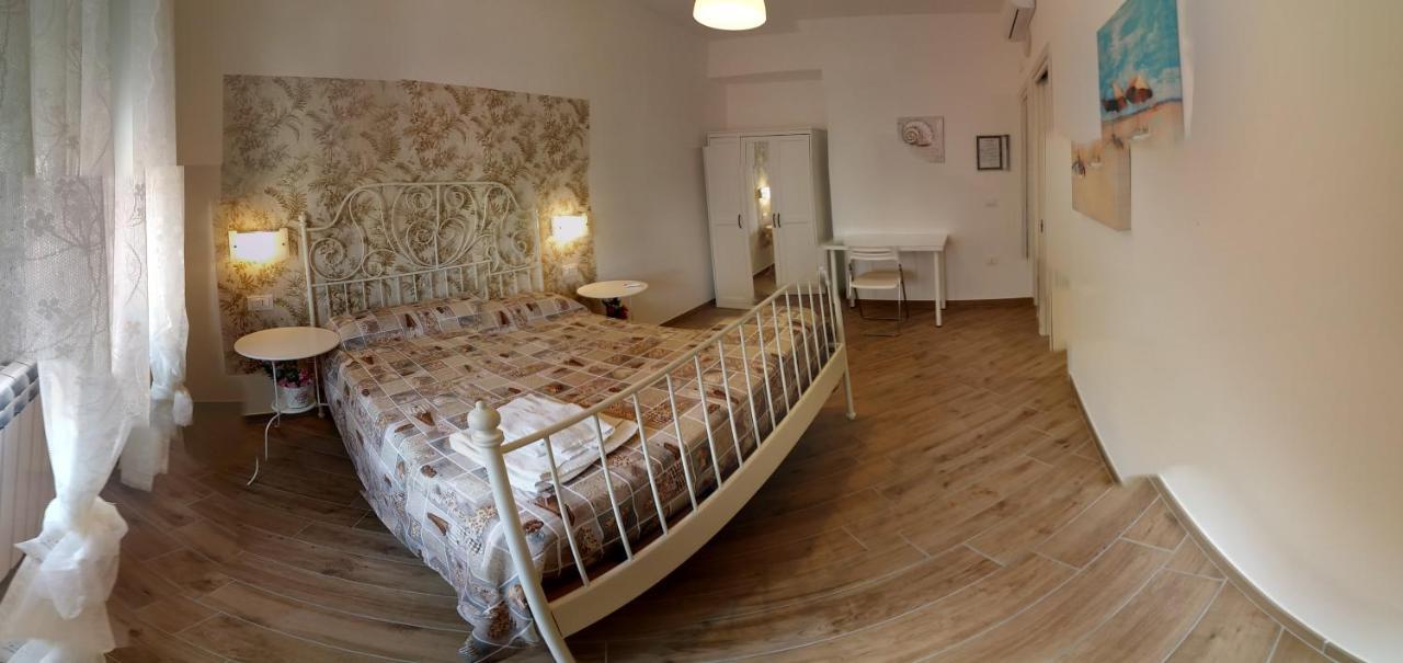 B & B Civico Sei Rooms סלרנו מראה חיצוני תמונה